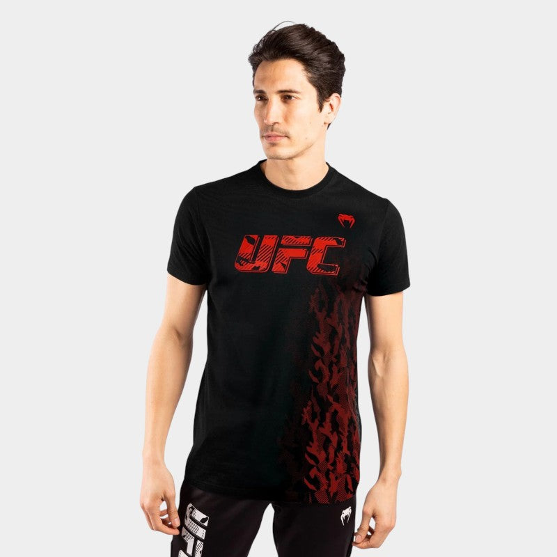 UFC Venum Authentic Fight Week Herren Schwarz Kurzarm T-Shirt